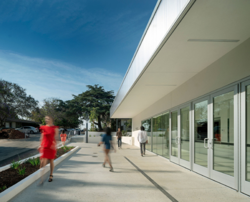 00131-GKPAC-AUX-NLehoux-hi-exterior-box-office-entry-day-3