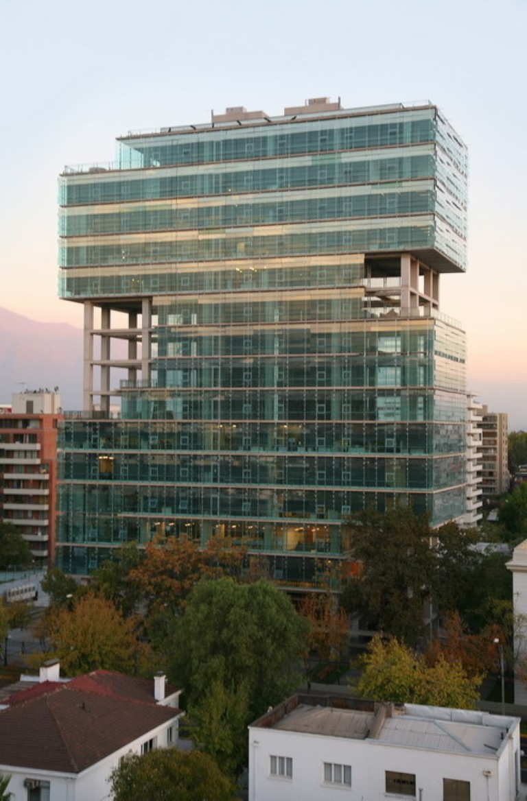 Şili, Santiago, Duoc Corporate Yapısı Sabbagh Arquitectos