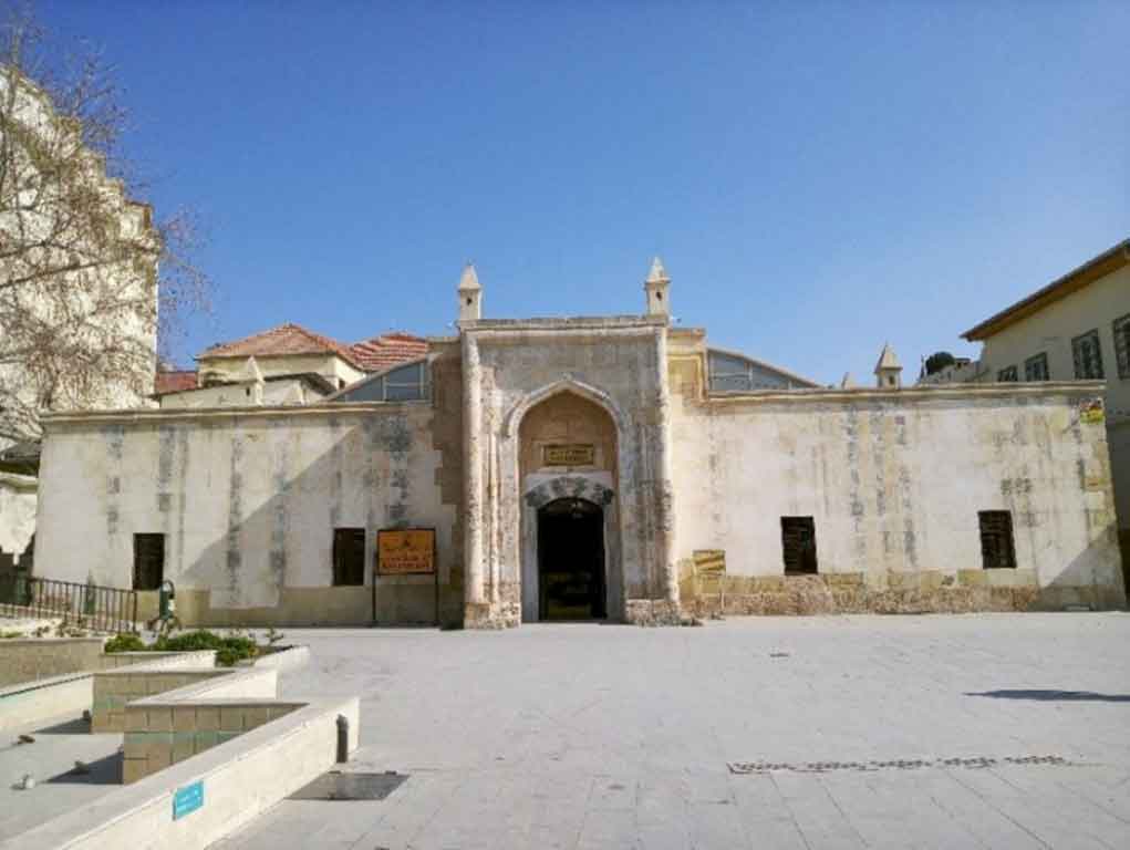 Resim 3. Kubad Paşa Medresesi batı cephesi.Image 3. Kubad Pasha Madrasah west facade.