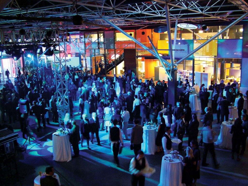 Yapı-Endüstri Merkezi 40. yıldönümü kutlama gecesi, Fulya, 2008. 