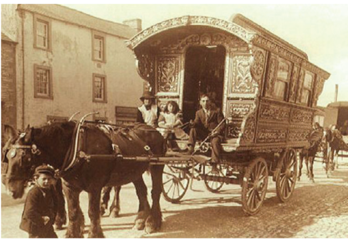 Resim 4. İngiliz çingeneleri ve karavanları (5, 7).Image 4. English gypsies and their mobile homes (5, 7).