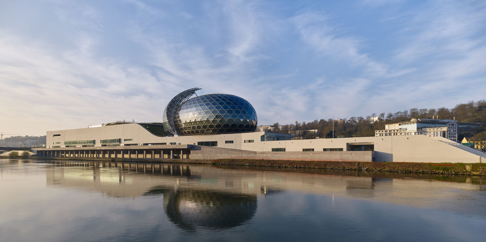 La Seine Musicale, Shigeru Ban Architects. ©Boegly + Grazia Photographers, Shigeru Ban Architects