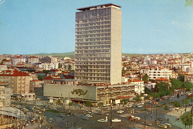 Resim 1. Kızılay Emek İşhanı, Salt Arşiv, Ankara Koleksiyonu (URL-1).