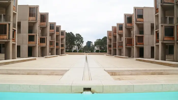 Resim 2. Louis Kahn, Salk Institute.