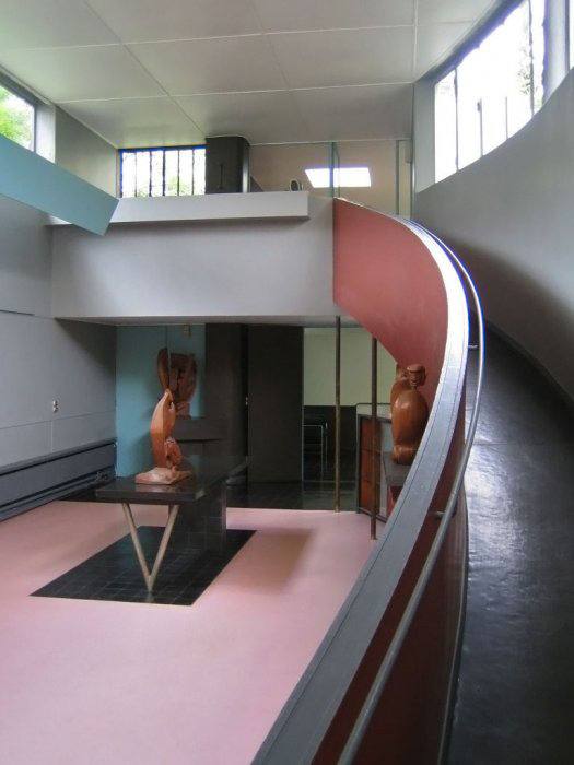 Resim 9. La Roche Evi rampası, 1925 (URL-16).