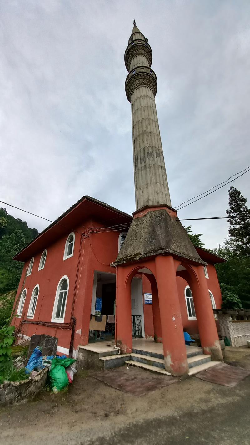 Resim 4. Suçatı Köyü İskele Camii (Fotoğraf: Ayhan Karadayı).