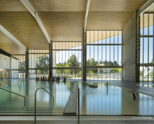 12-hcma_t╔Öm╔Ösew╠ôtx╩ÀACC_View through Social pool area to south plaza ravine outdoor space_Credit Nic Lehoux