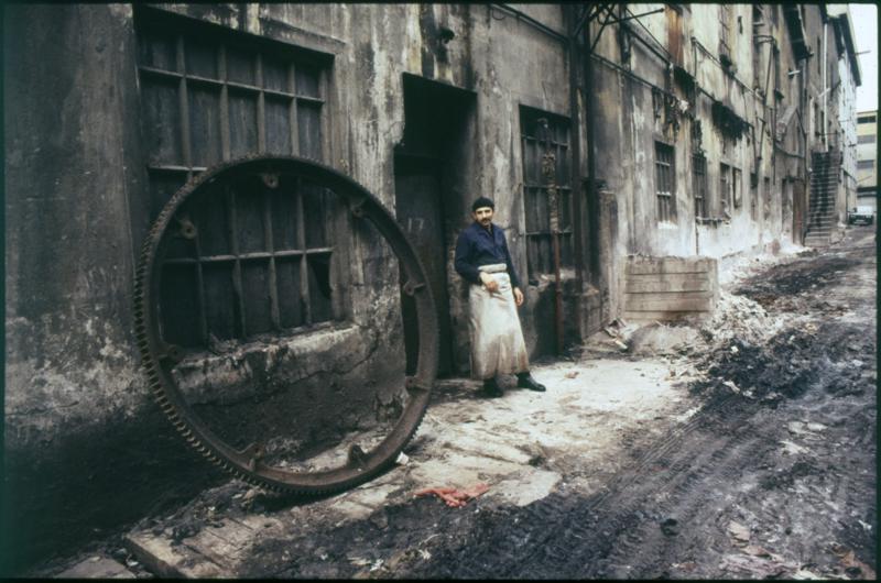 Kazlıçeşme’de bir deri işçisi, 1989 Salt Araştırma, Yıldız Çelik Arşivi