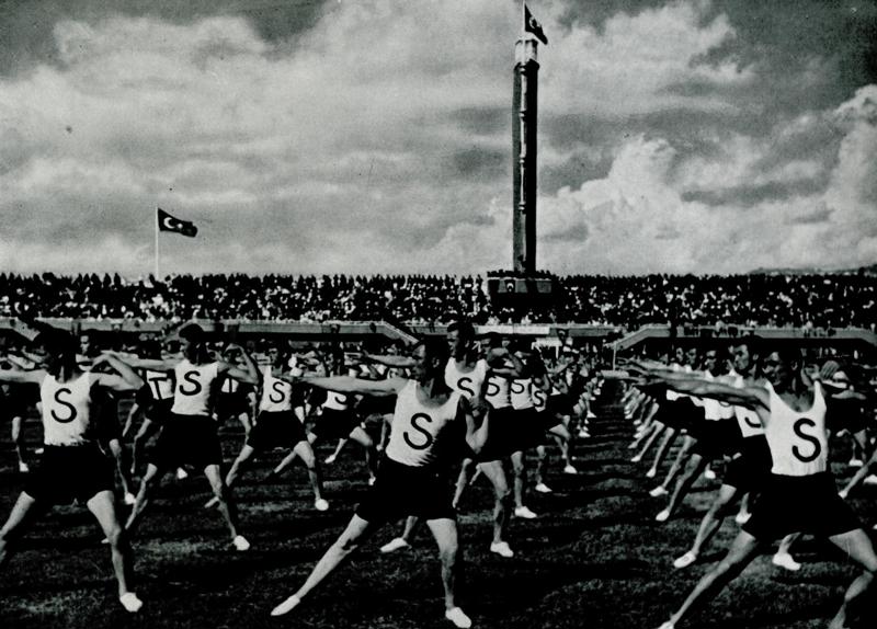 Resim 4. Ankara 19 Mayıs Stadyumu (La Turquie Kemaliste, 1936).Image 4. Ankara 19 May Stadium (La Turquie Kemaliste, 1936).