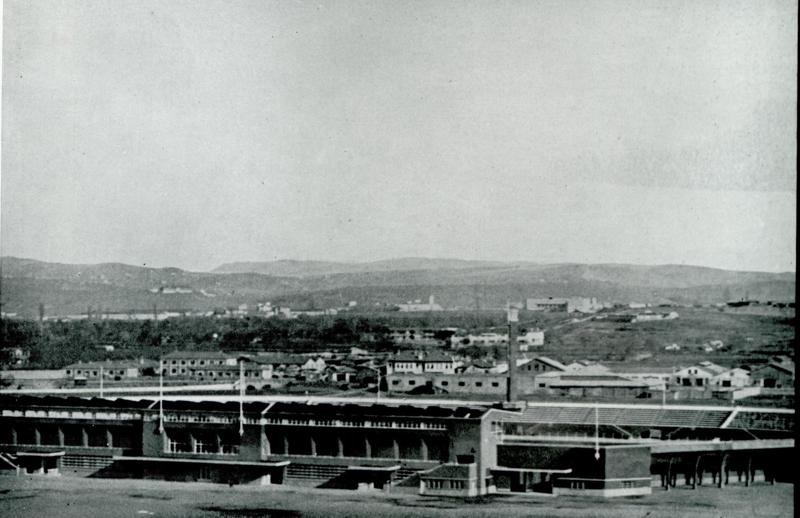 Resim 5. Ankara 19 Mayıs Stadyumu ve Maraton Kulesi (La Turquie Kemaliste, 1936).Image 5. Ankara 19 May Stadium and Marathon Tower (La Turquie Kemaliste, 1936).