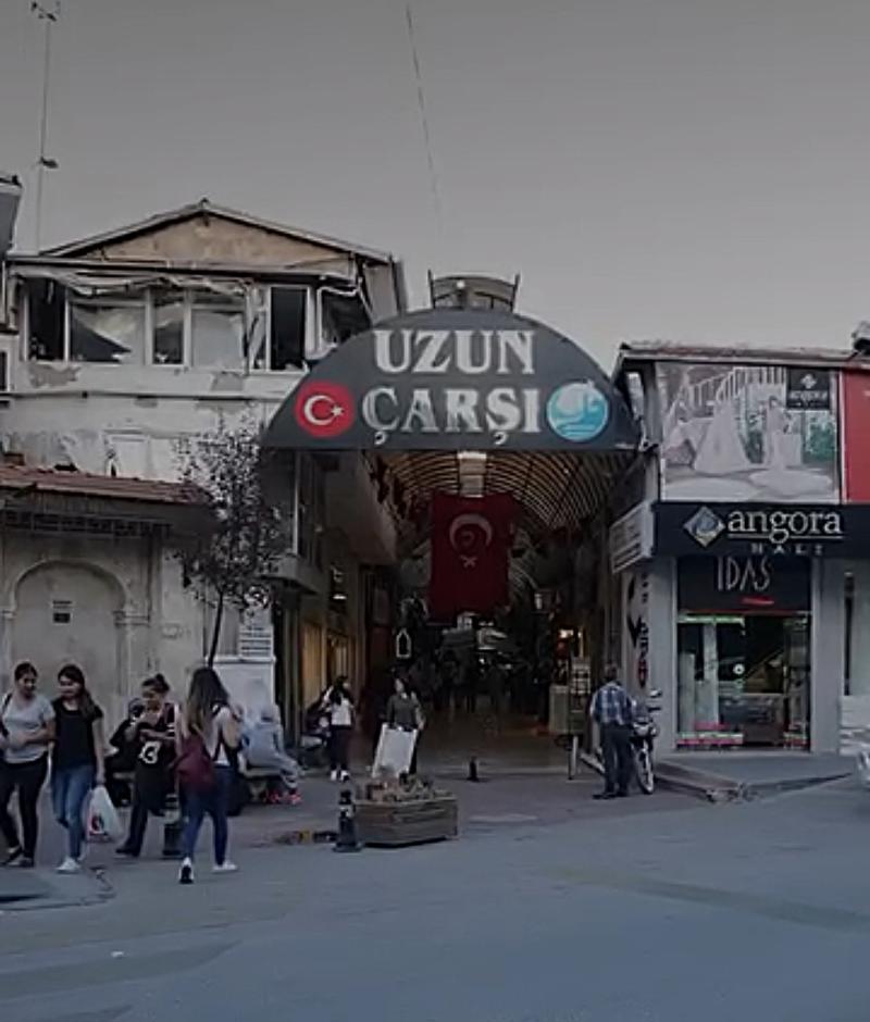 Resim 12. Uzun Çarşı, depremden önce (TTV Hatay).