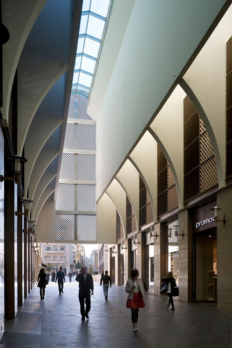 Mimar Rafael Muneo, Beyrut Kent Merkezi Çarşısı (Souk).